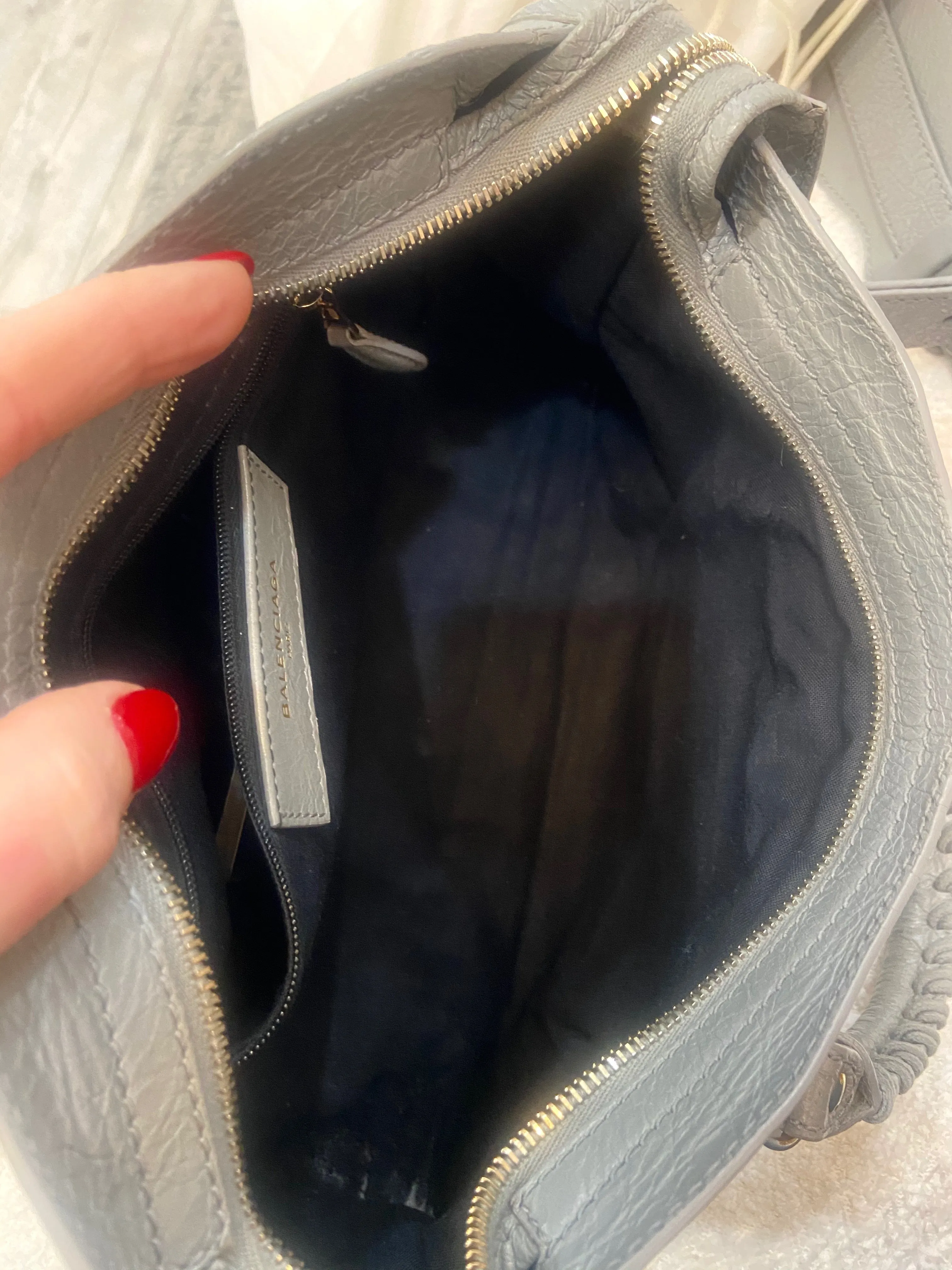 BALENCIAGA AGNEAU LAMBSKIN LEATHER GIANT 12 CITY TOWN GRIS PYRITE BAG