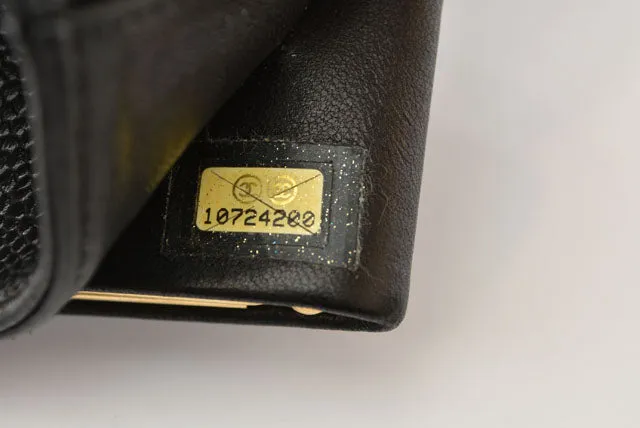 Chanel Caviar Skin Vintage Wallet Black