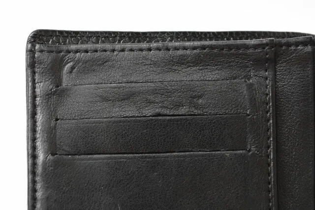 Chanel Caviar Skin Vintage Wallet Black