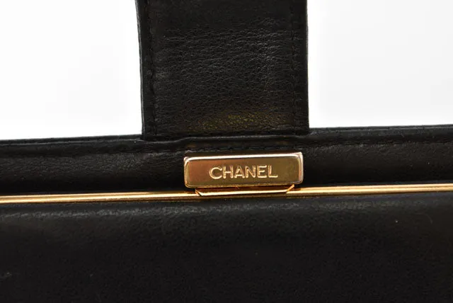 Chanel Caviar Skin Vintage Wallet Black