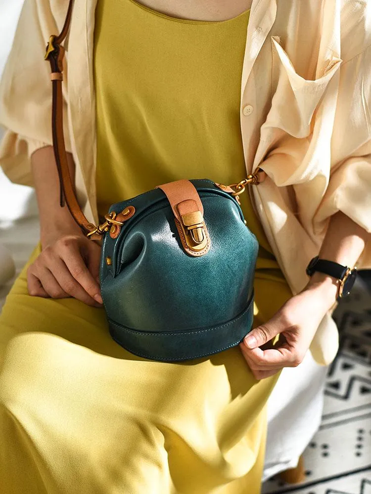 Handmade Womens Green Leather Doctor Bucket Shoulder Purses Green Doctor Crossbody Purse for Women
