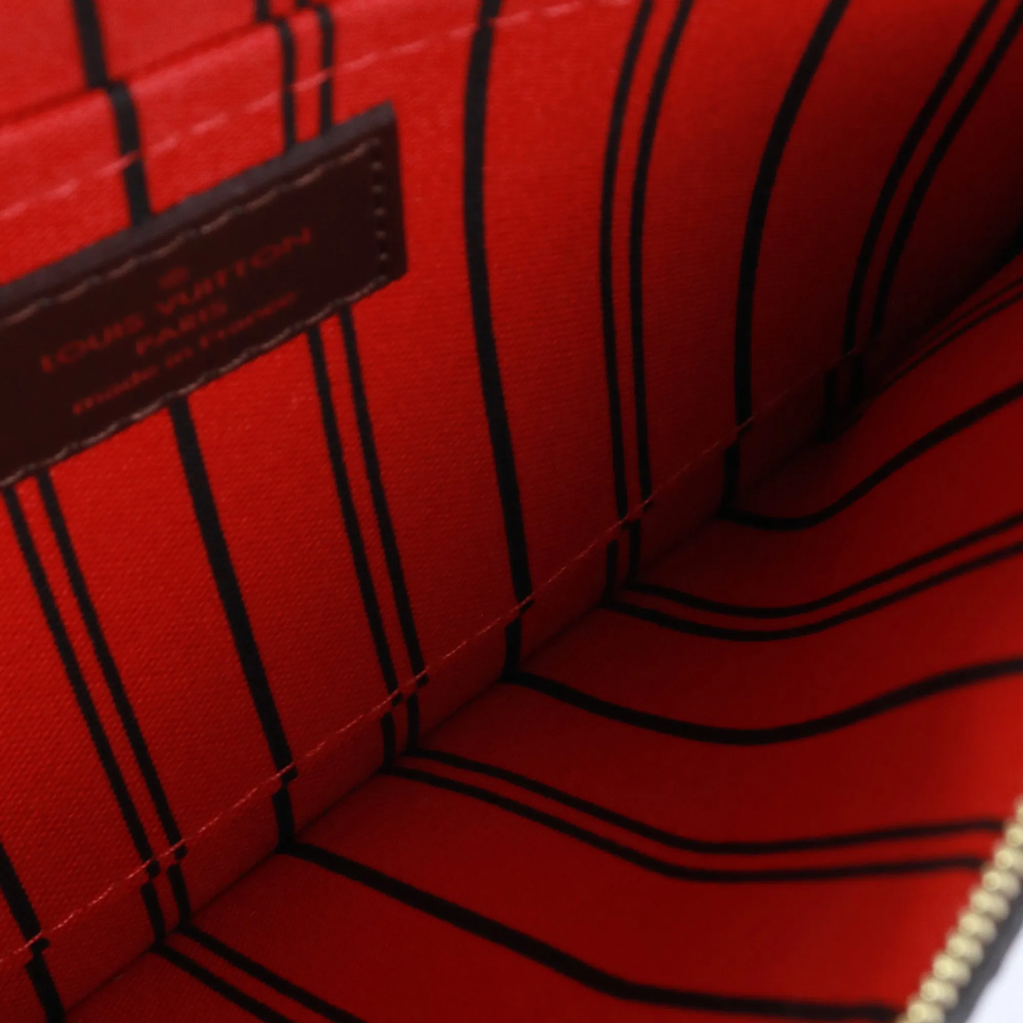 LOUIS VUITTON - Pochette Neverfull Louis Vuitton en toile enduite damier ébène