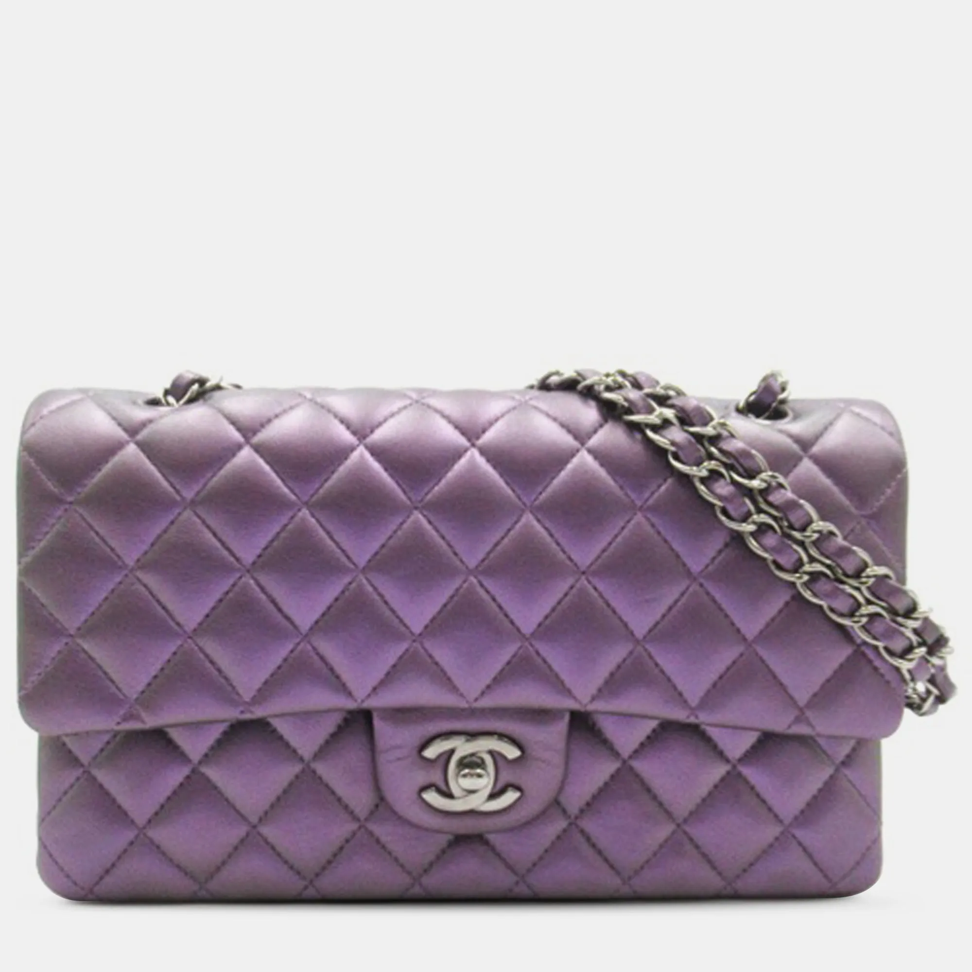 Medium Classic Iridescent Lambskin Double Flap