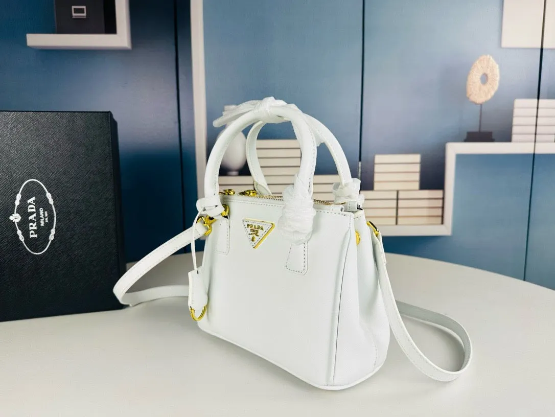 P Galleria small Saffiano patent leather bag