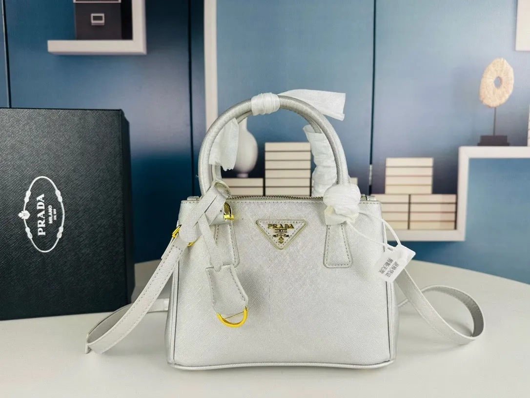 P Galleria small Saffiano patent leather bag