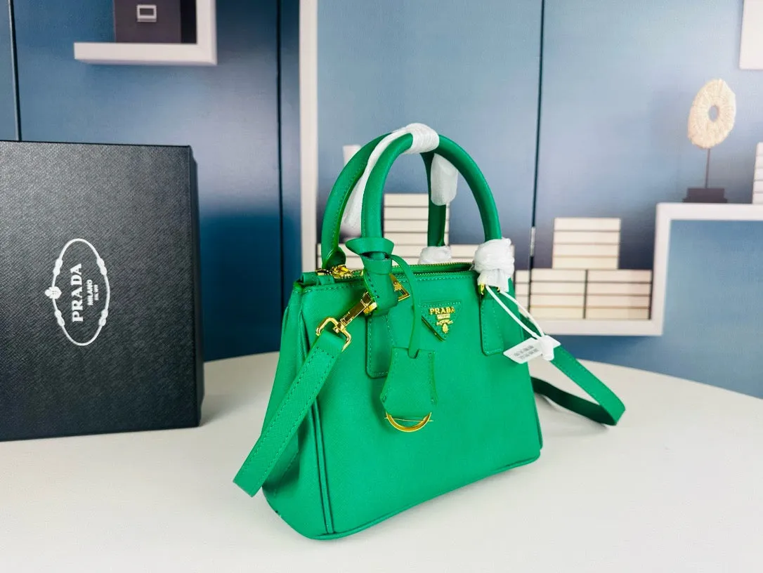 P Galleria small Saffiano patent leather bag