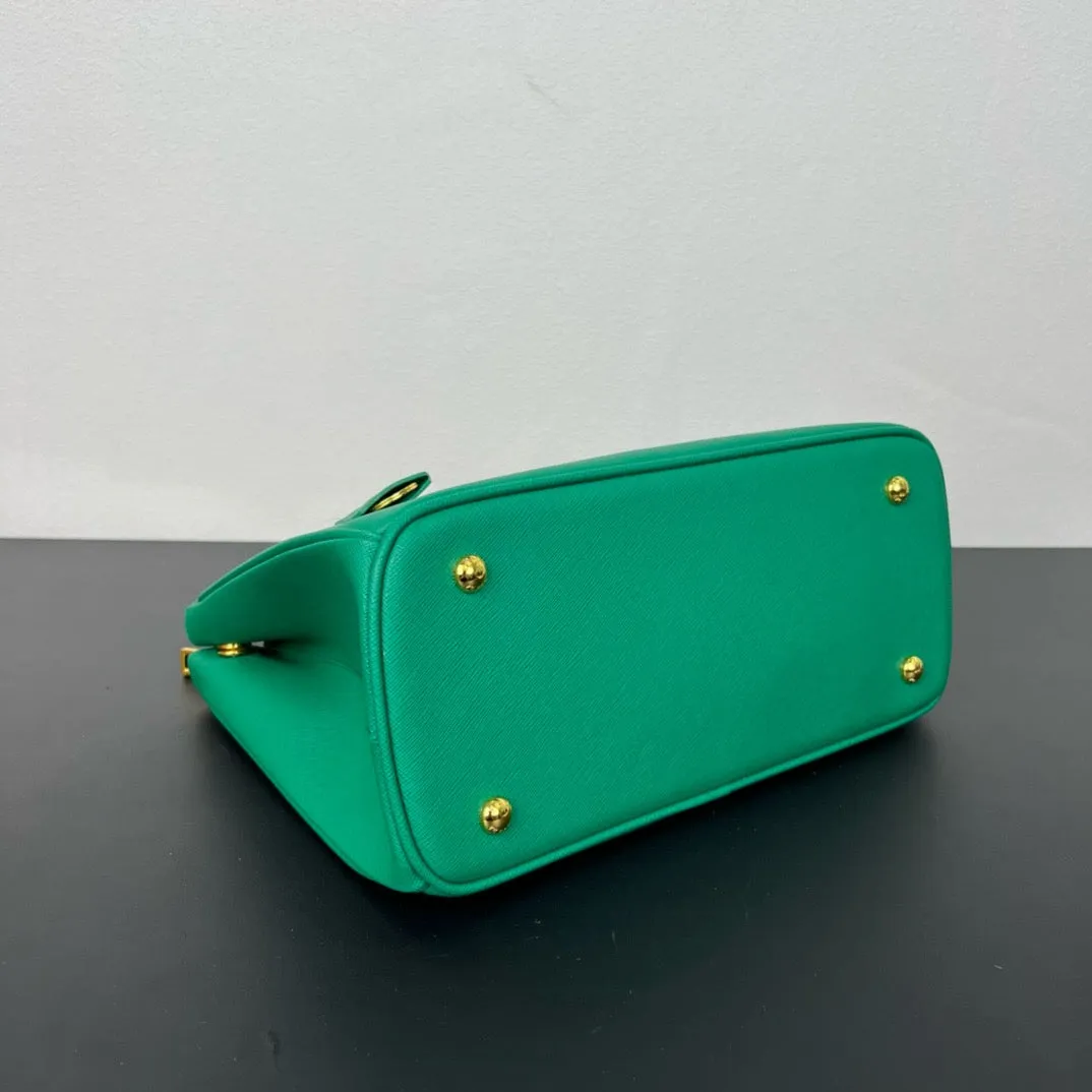 PD328 Large Prada Galleria Saffiano Leather Bag / HIGHEST QUALITY VERSION / 12.6x9.4x5.5inch